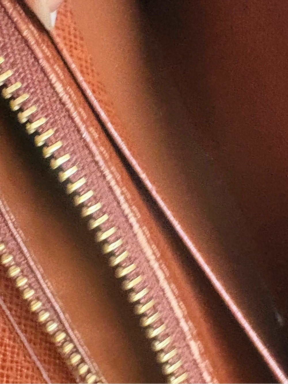 Auth Louis Vuitton monogram zippy wallet - Picture 9 of 13